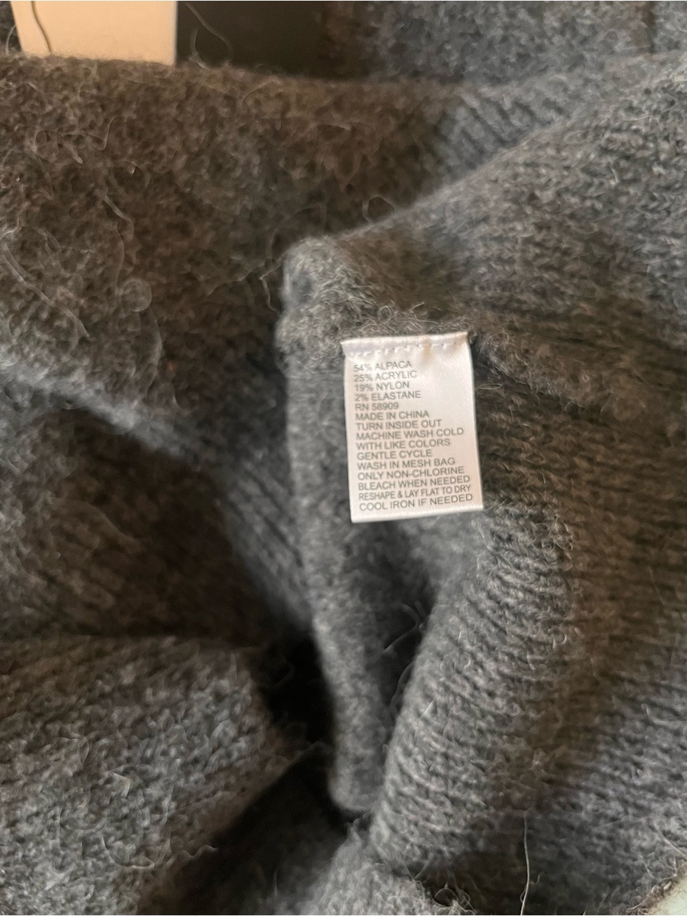 Charcoal Gray Short-Sleeve Sweater - Picture 4 of 4
